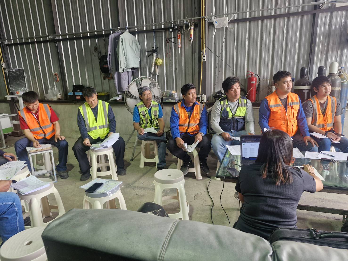 16 - https://proteamengineeringpro.com | บริษัท โปร-ทีม วิศวกรรม จำกัด โรงงานผลิตและจำหน่ายท่อสไปร่อน ท่อดักท์สไปรัล ท่อดูดควัน ท่อส่งลม พร้อมติดตั้งครบวงจร ทั้งสังกะสีและสแตนเลส คุณภาพมาตรฐานโรงงาน