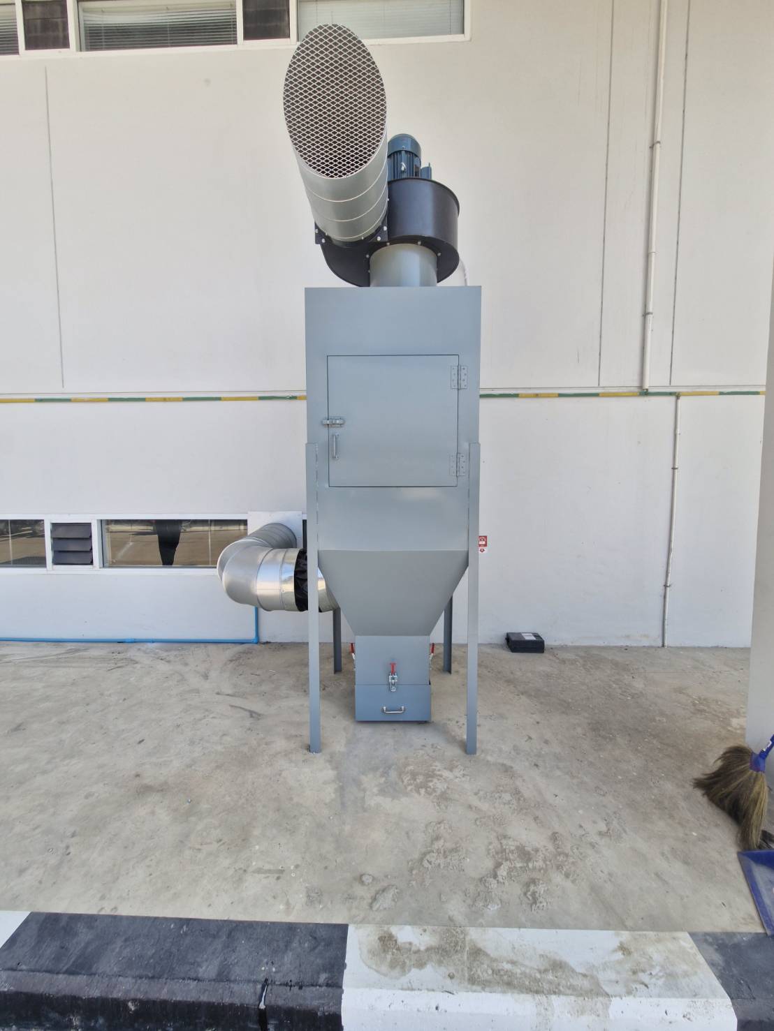 3 - https://proteamengineeringpro.com | บริษัท โปร-ทีม วิศวกรรม จำกัด โรงงานผลิตและจำหน่ายท่อสไปร่อน ท่อดักท์สไปรัล ท่อดูดควัน ท่อส่งลม พร้อมติดตั้งครบวงจร ทั้งสังกะสีและสแตนเลส คุณภาพมาตรฐานโรงงาน